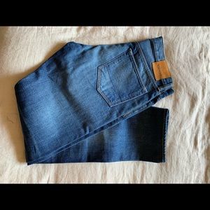 Size 32 waist, 31 inch inseam